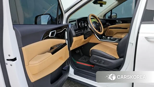 Kia Carnival 4th generation 2021 Белый из Кореи, фото 2