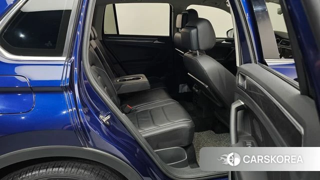 Volkswagen Tiguan second Generation 2020 Синий из Кореи, фото 2