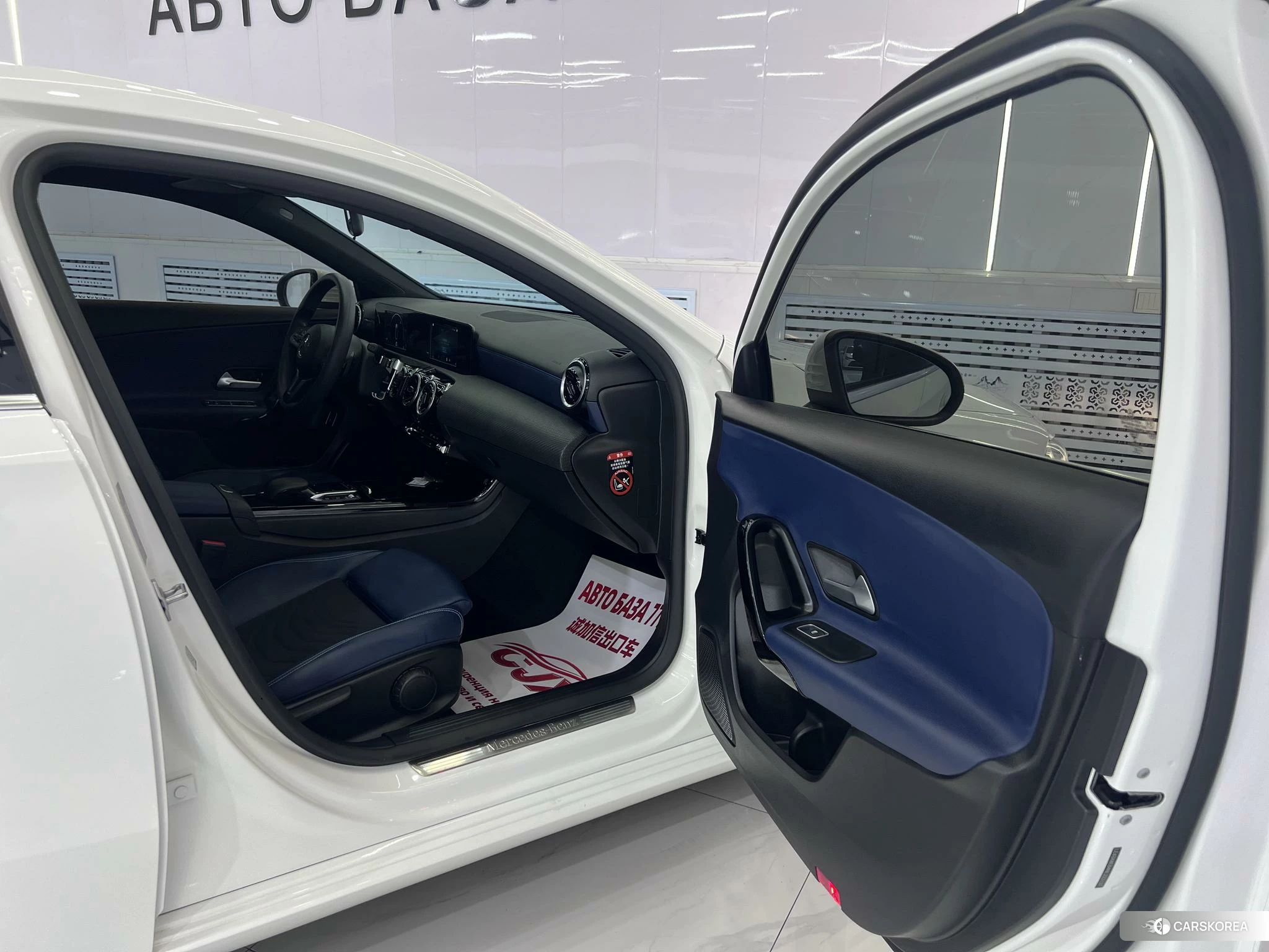 Mercedes-Benz Class A 2022 Белый из Китая, фото 2