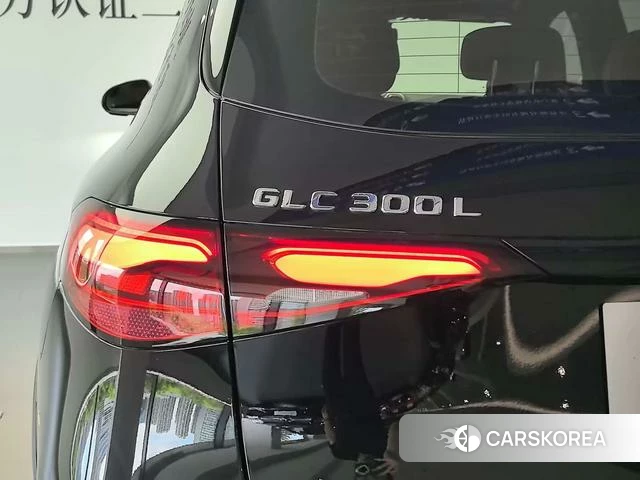 Mercedes-Benz GLC 2024 Черный из Китая, фото 2