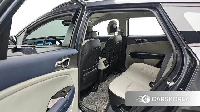 Kia Sportage 5th Generation 2023 Серый из Кореи, фото 2