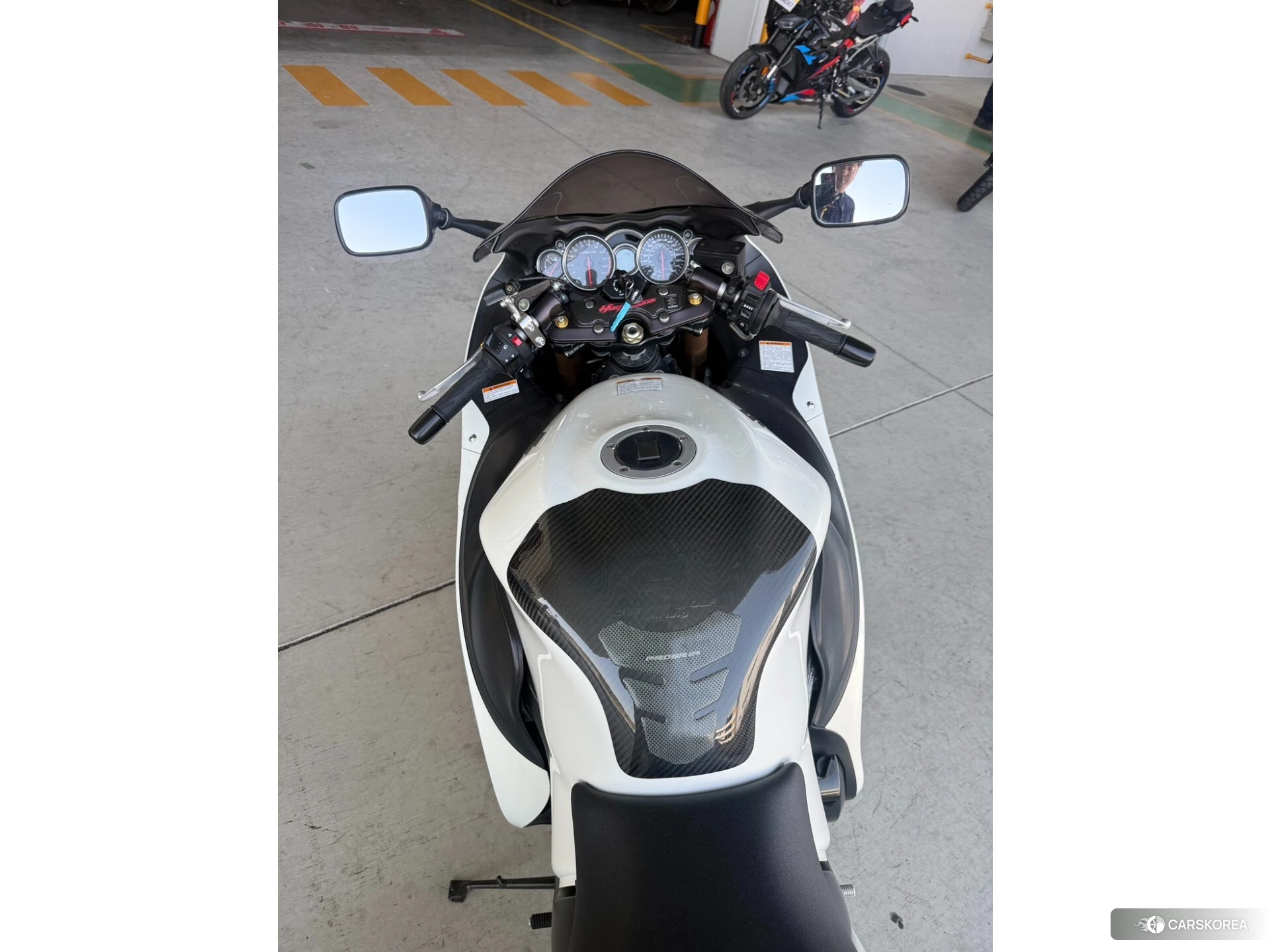 Проданный Suzuki GSX1300R HAYABUSA id 3947791 из Японии, фото 2