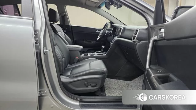 Kia Sportage The Bold 2021 Серый из Кореи, фото 2