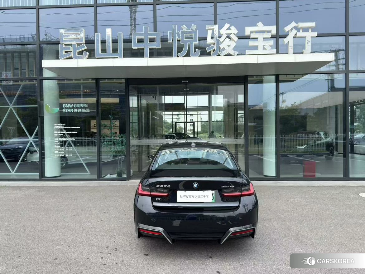 BMW i3 2023 Черный из Китая, фото 2