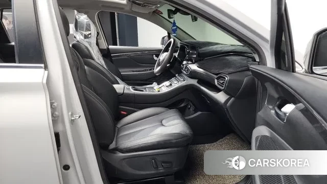 Hyundai The New Santa Fe 2021 Белый из Кореи, фото 2