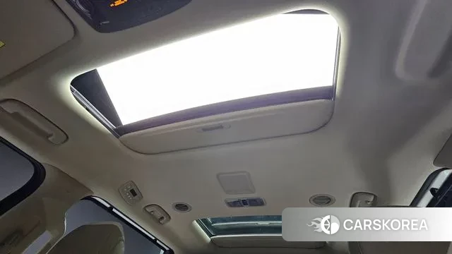 Kia Carnival 4th generation 2023 Белый из Кореи, фото 2