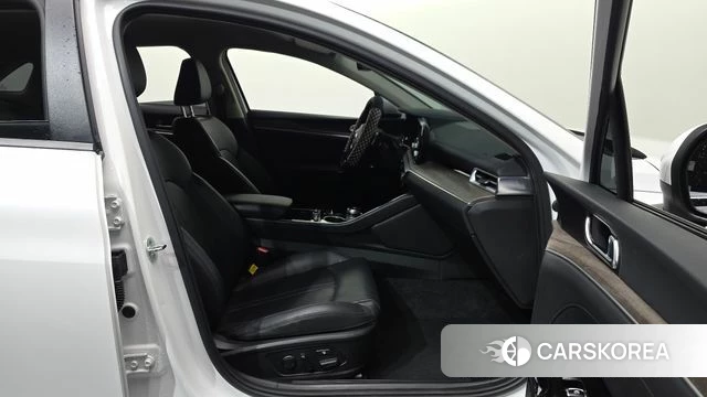 Kia K5 3rd generation 2021 Белый из Кореи, фото 2