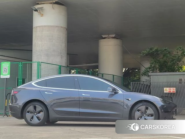 Tesla Model 3 2020 Темно-серый из Китая, фото 2
