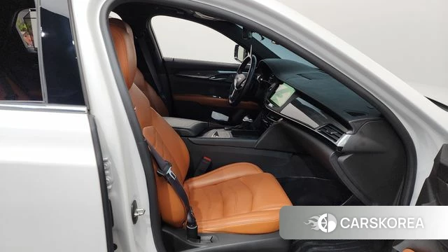 Cadillac CT6 2018 Белый из Кореи, фото 2