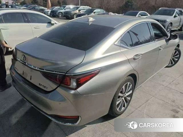 Lexus ES 2019 Темно-серый из Китая, фото 2