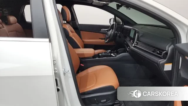 Kia Sportage 5th Generation Hybrid 2021 Белый из Кореи, фото 2