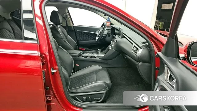 Genesis G70 2019 Красный из Кореи, фото 2