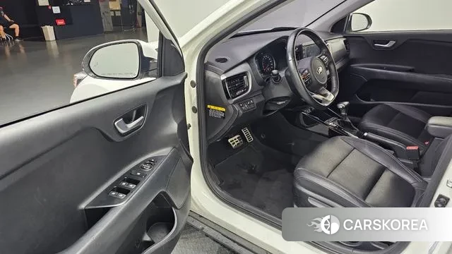 Kia Stonic 2018 Белый из Кореи, фото 2