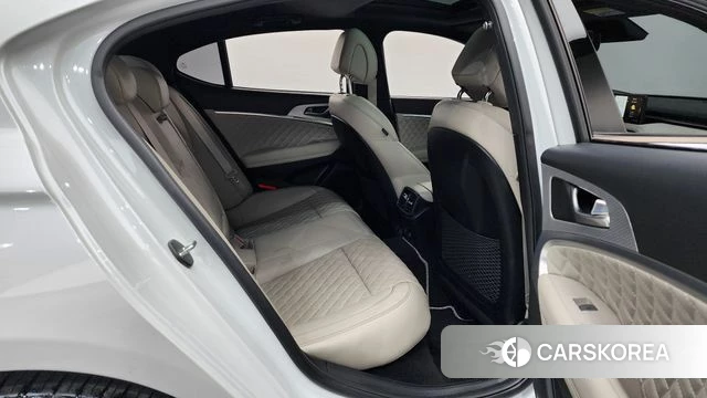 Genesis The New G70 2021 Белый из Кореи, фото 2