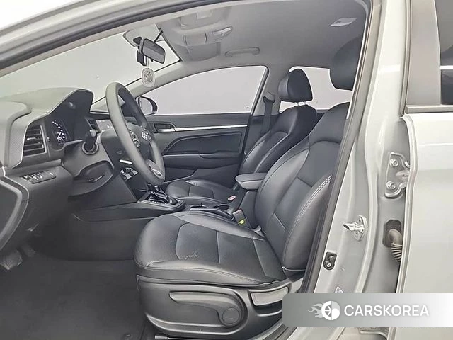 Hyundai The New Avante AD 2020 Серебристо-серый из Кореи, фото 2