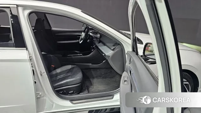 Hyundai Sonata D Edge (DN8) 2023 Белый из Кореи, фото 2