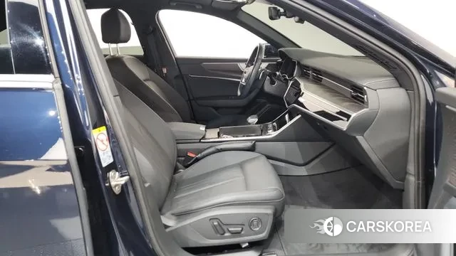 Audi A6 (C8) 2023 Синий из Кореи, фото 2