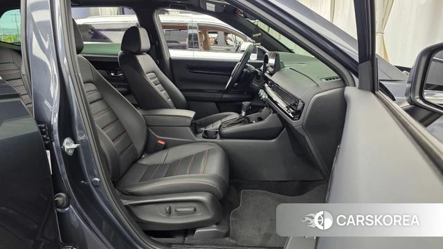 Honda CR-V 6th generation 2025 Серый из Кореи, фото 2