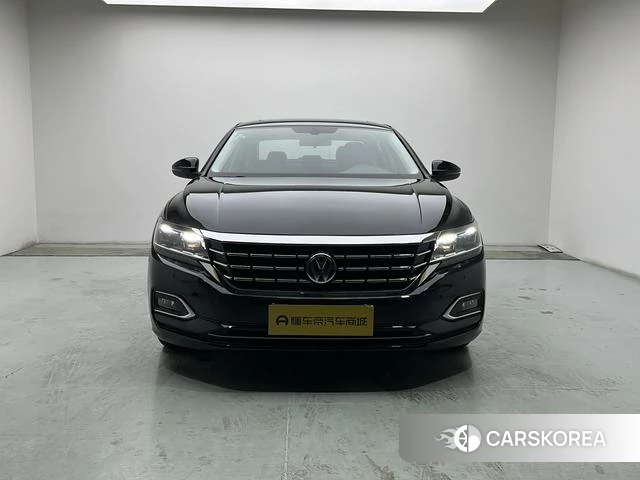 Volkswagen Passat 2021 Черный из Китая, фото 2