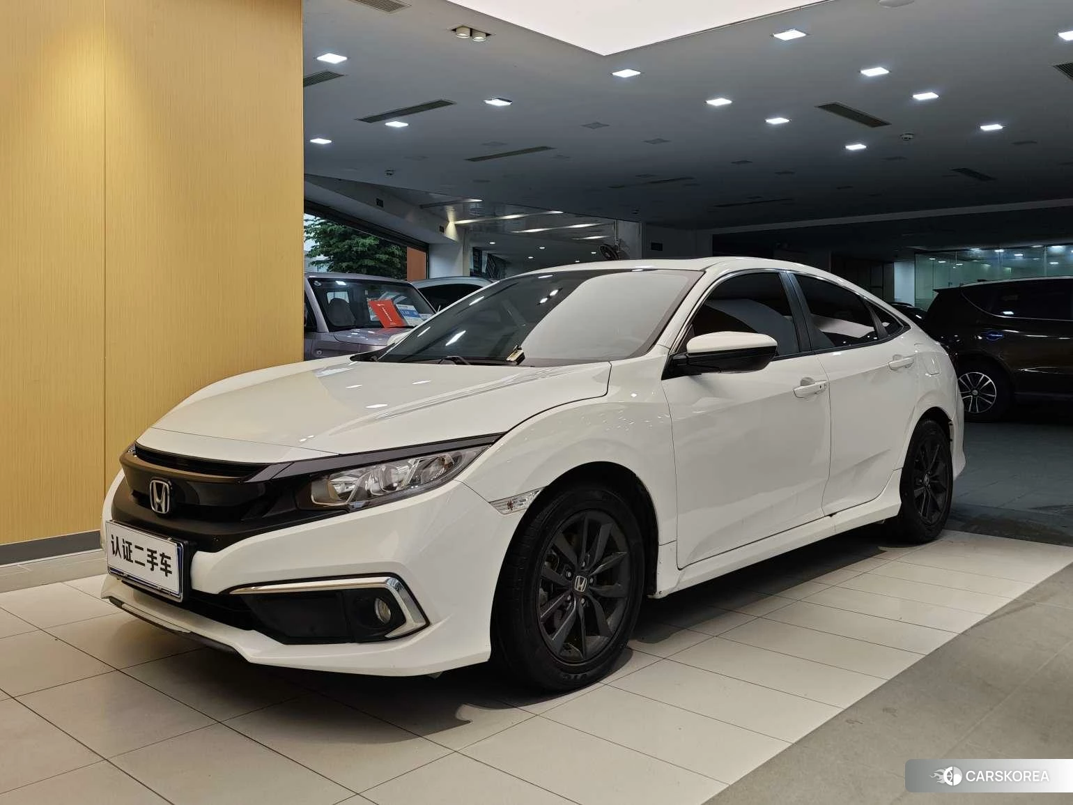 Honda Civic 2019 Белый из Китая, фото 2