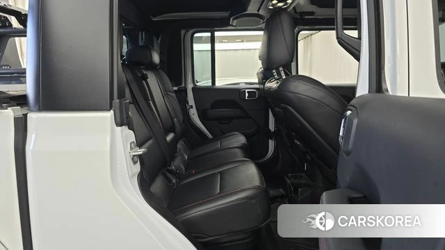 Jeep Gladiator (JT) 2022 Белый из Кореи, фото 2