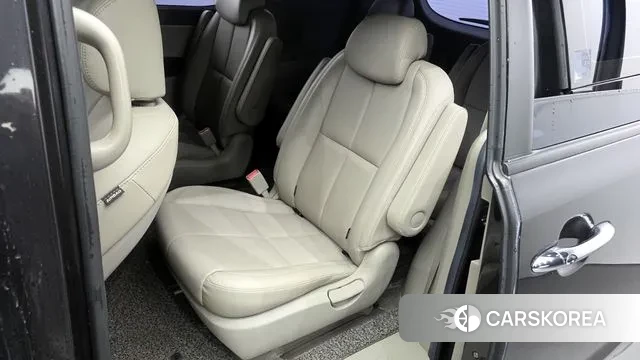 Kia The New Carnival 2020 Серый из Кореи, фото 2