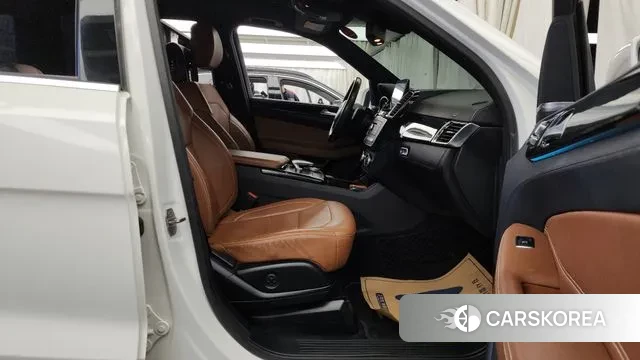 Mercedes-Benz GLS - Class X166 2018 Белый из Кореи, фото 2