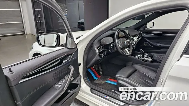 BMW 5 Series (G30) id 2687882 из Кореи 2