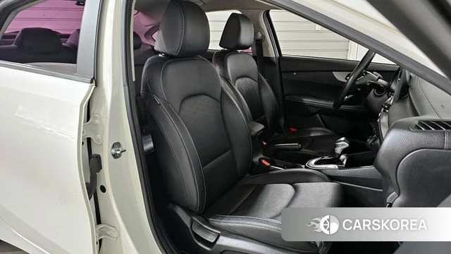 Kia Come New K3 2019 Белый из Кореи, фото 2