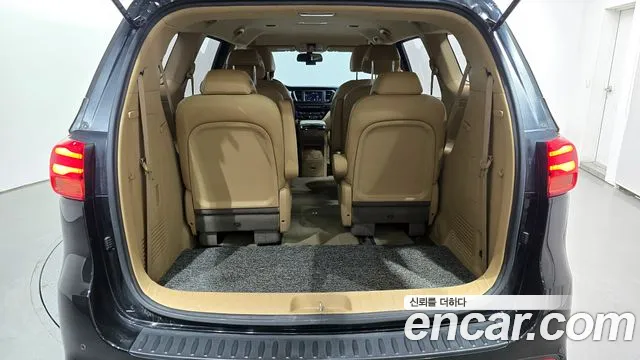 Kia The New Carnival 2019 Черный из Кореи, фото 2