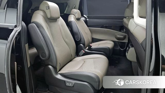 Kia The New Carnival 4th Generation 2024 Черный из Кореи, фото 2
