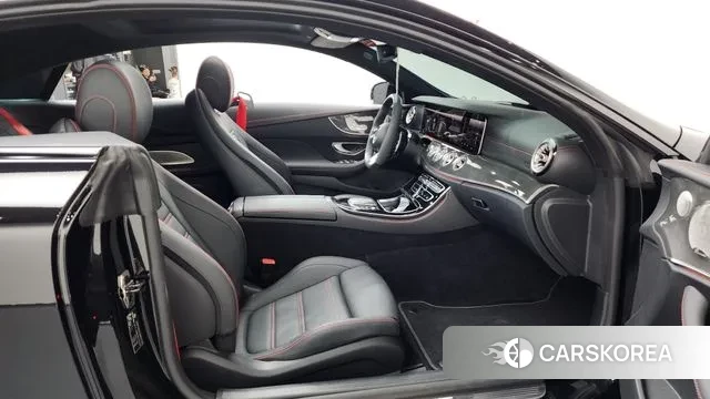 Mercedes-Benz E-Class W213 2023 Черный из Кореи, фото 2