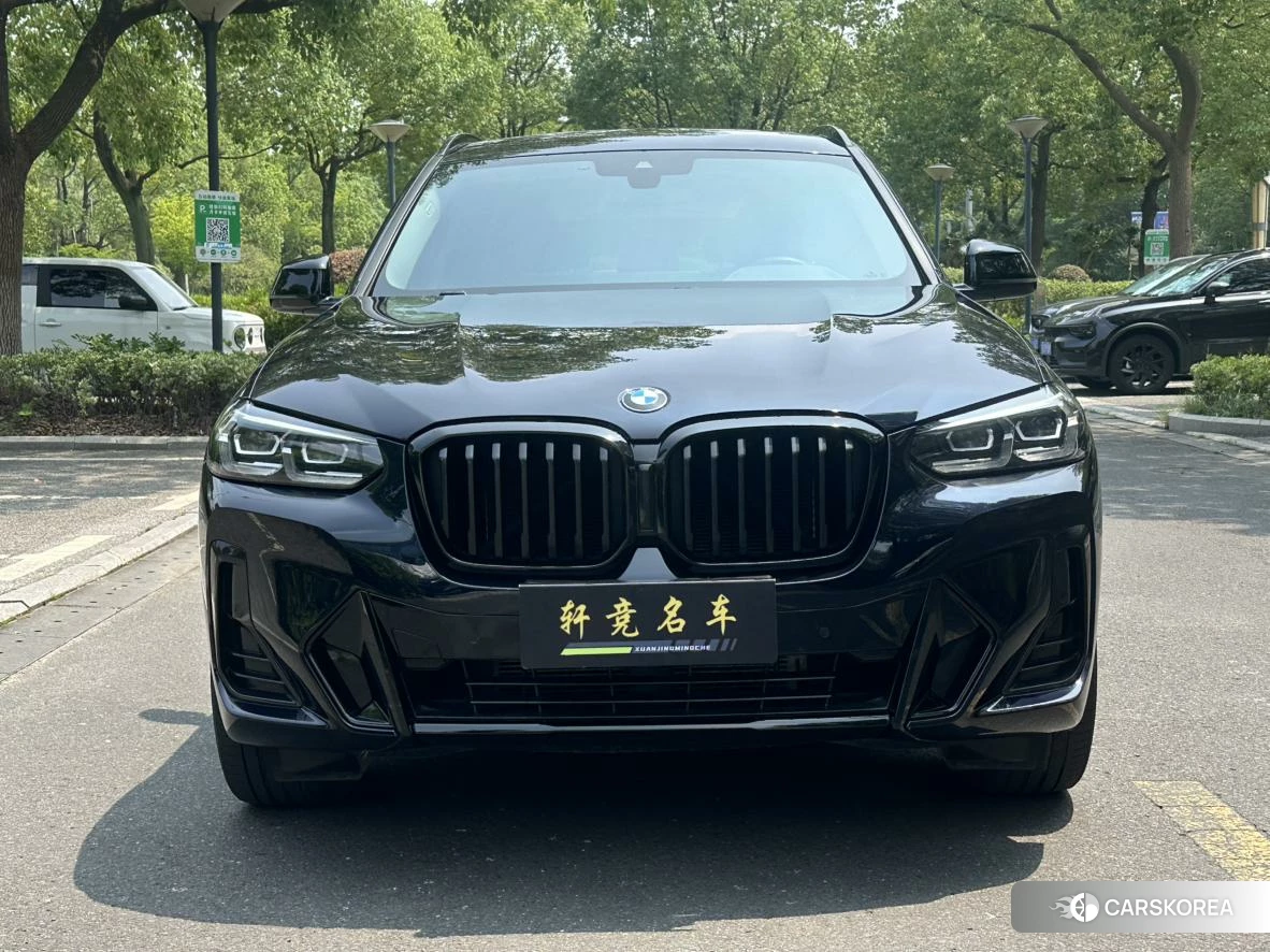 BMW X3 2022 Черный из Китая, фото 2