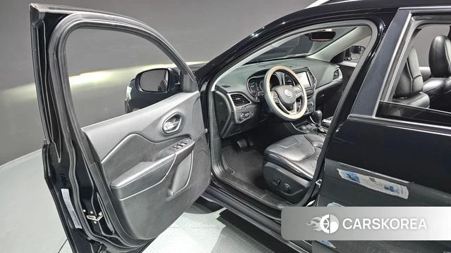 Jeep Cherokee (KL) 2019 Черный из Кореи, фото 2