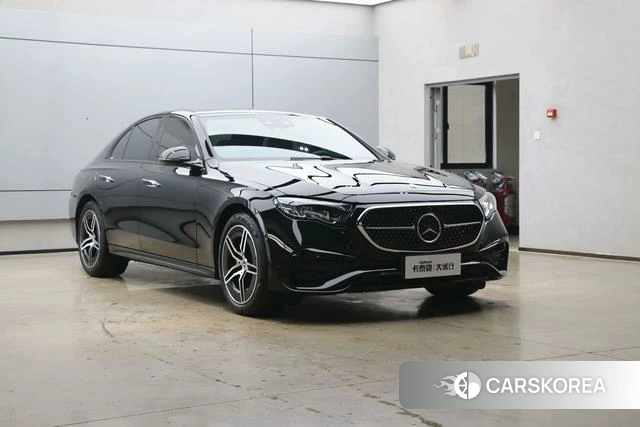 Mercedes-Benz E-class (imported) 2024 Черный из Китая, фото 2