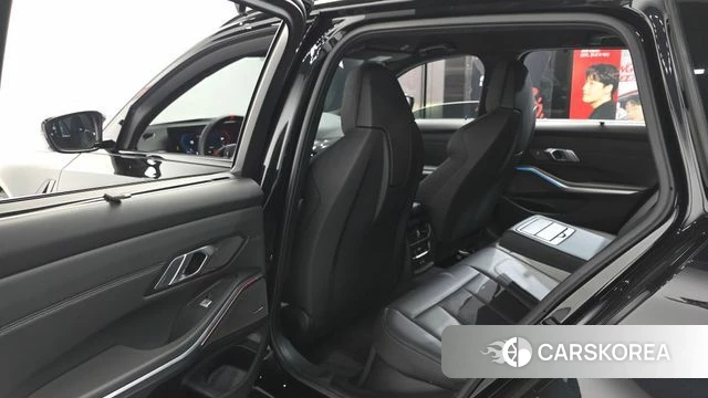 BMW M3 (G80) 2025 Черный из Кореи, фото 2