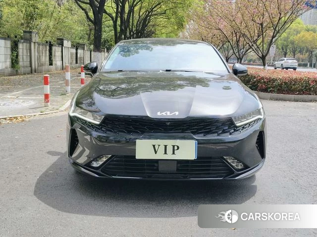 Kia K5 2021 Черный из Китая, фото 2