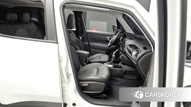 Jeep Renegade 2021 Белый из Кореи, фото 2