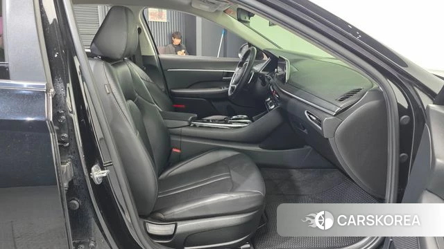 Hyundai Sonata (DN8) 2020 Черный из Кореи, фото 2