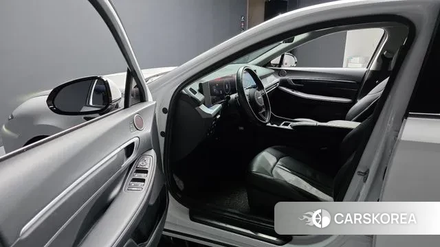 Hyundai Sonata D Edge Hybrid (DN8) 2024 Белый из Кореи, фото 2