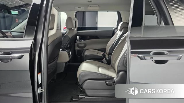 Kia The New Carnival 4th Generation 2025 Серый из Кореи, фото 2