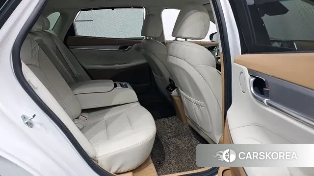 Hyundai The New Grandeur IG Hybrid 2022 Белый из Кореи, фото 2