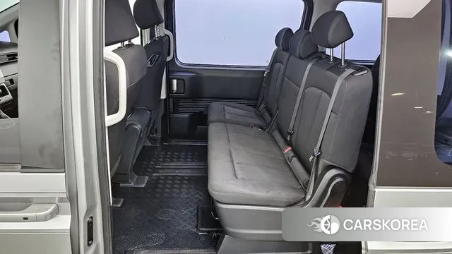 Hyundai Staria 2022 Серебряный из Кореи, фото 2