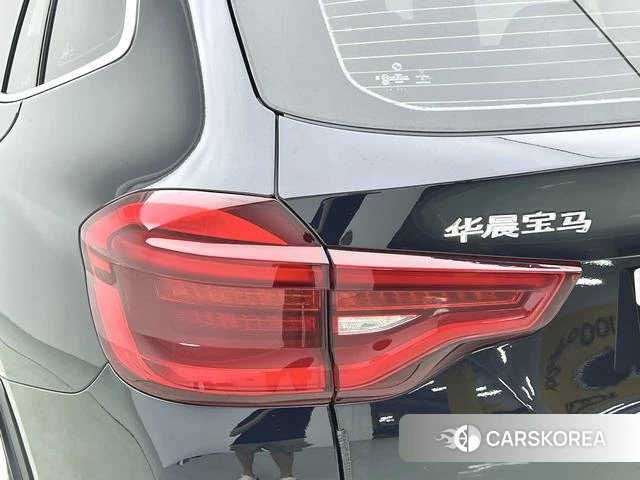BMW X3 2021 Черный из Китая, фото 2