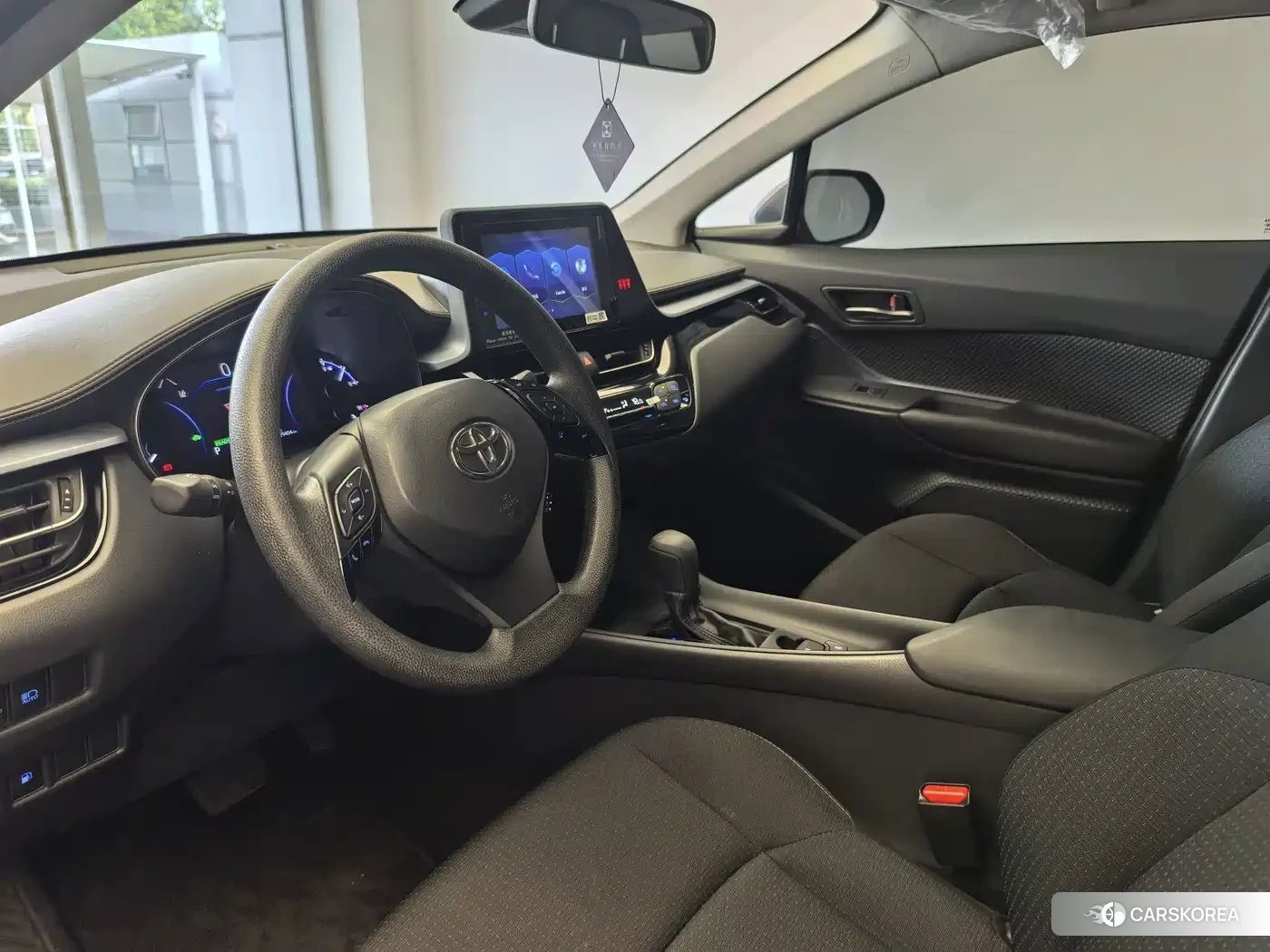 Toyota IZOA 2022 Silver/gray из Китая, фото 2