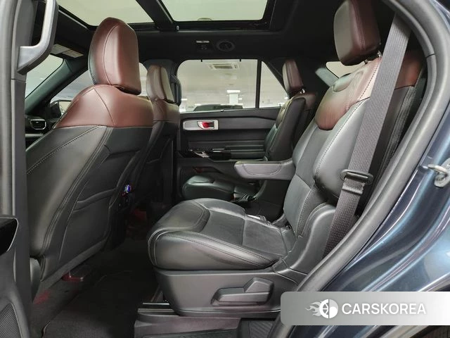 Ford Explorer 6th Generation 2022 Синий из Кореи, фото 2