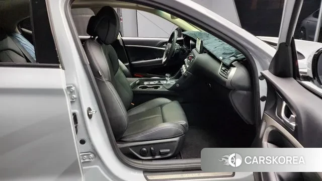 Genesis The New G70 2021 Белый из Кореи, фото 2