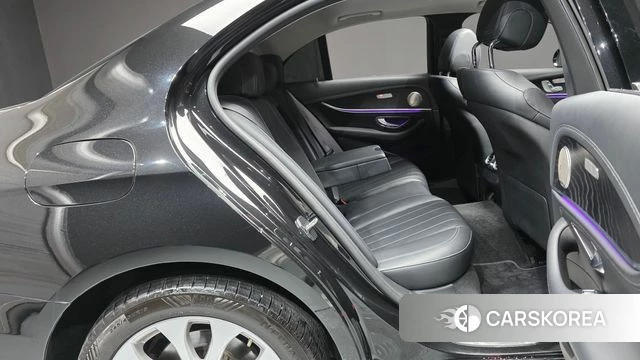Mercedes-Benz E-Class W213 2020 Черный из Кореи, фото 2