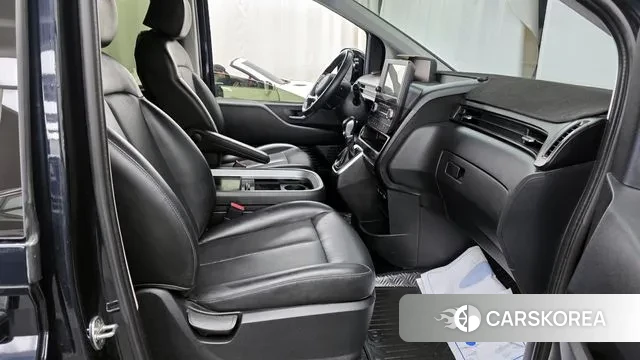 Hyundai Staria 2022 Синий из Кореи, фото 2