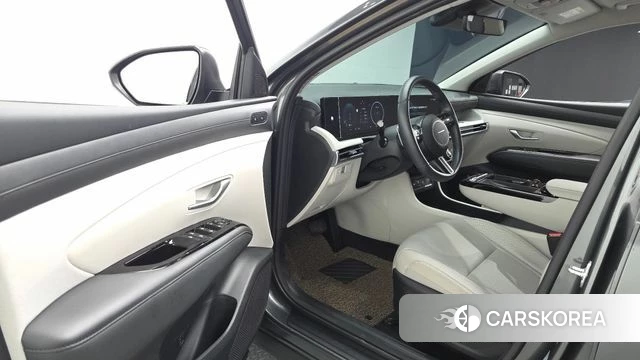 Hyundai The New Tucson (NX4) 2024 Серый из Кореи, фото 2
